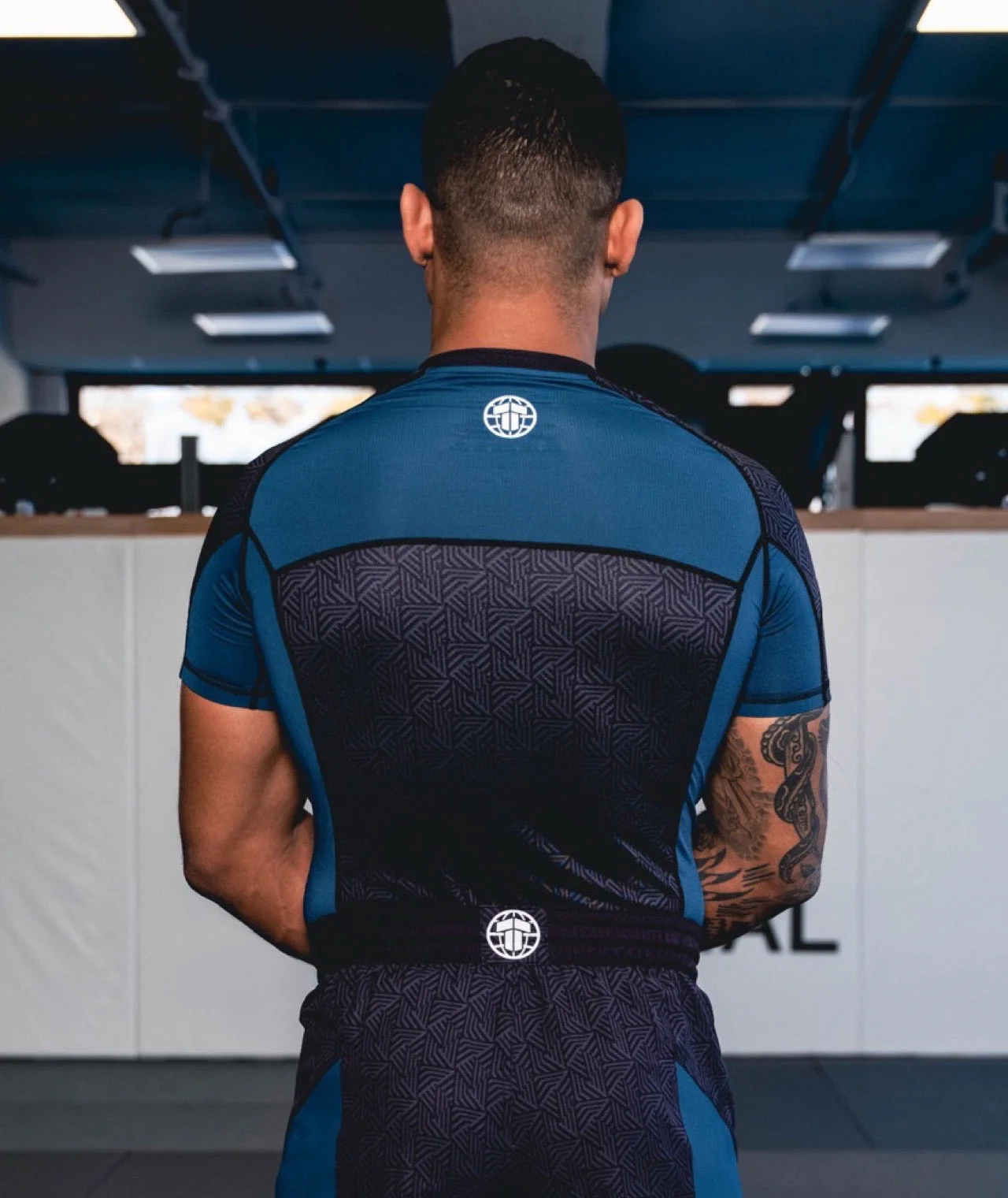 Dimension Short Sleeve Rash Guard - Petrol Blue - Image 6