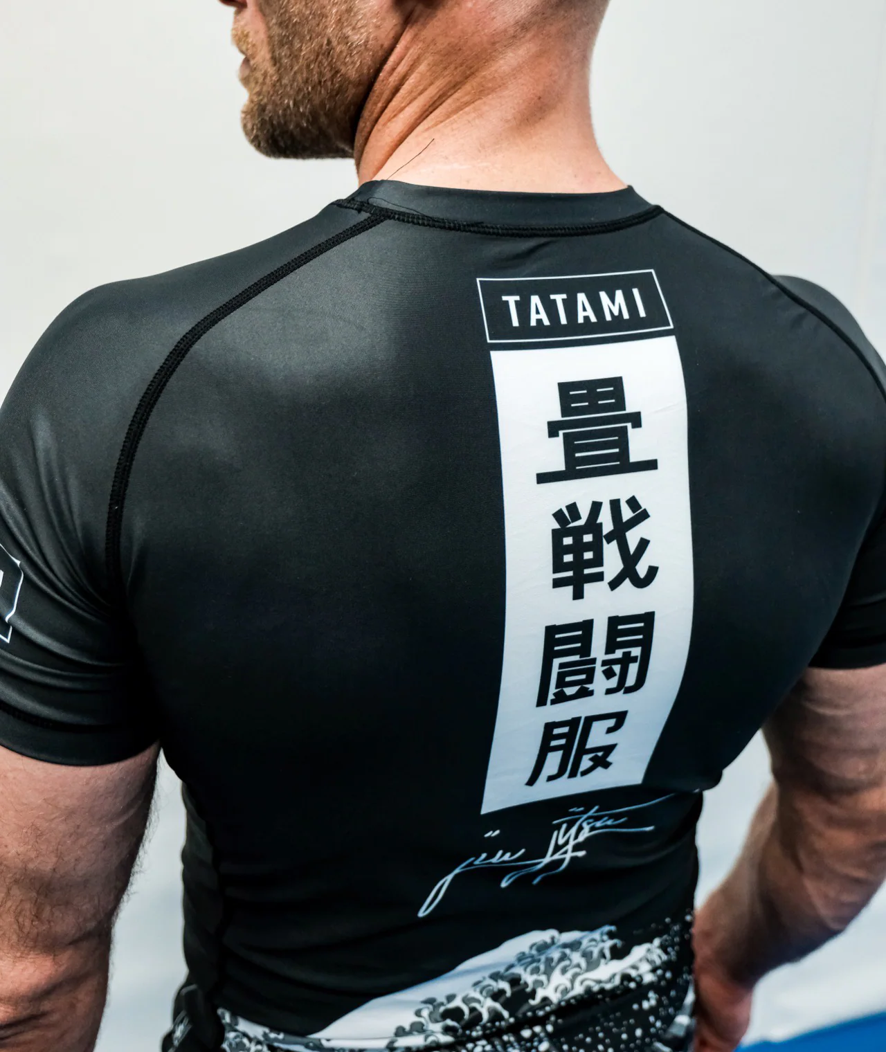 Kanagawa Short Sleeve Rash Guard - Black - Image 2