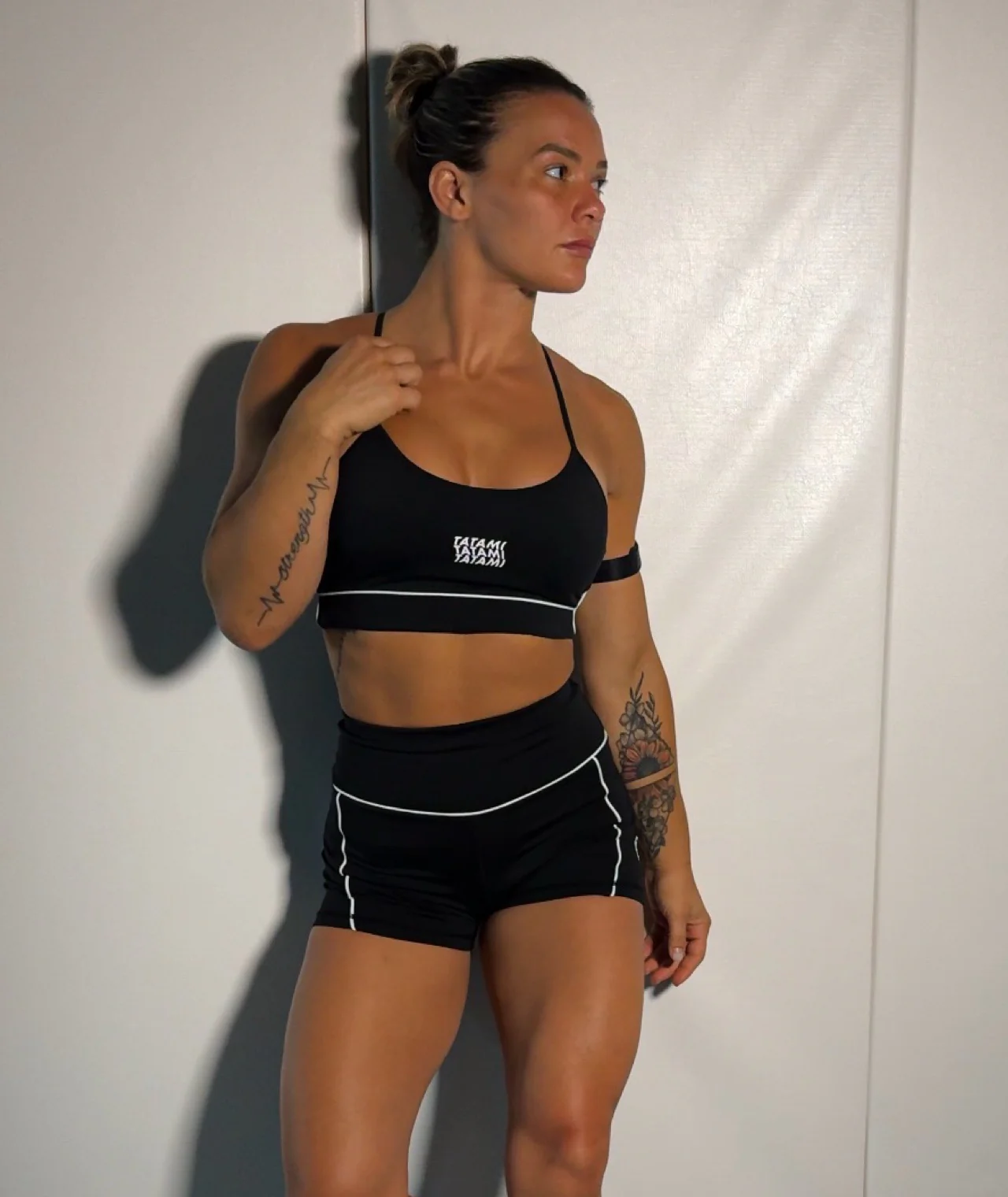 Ladies Contour Compression Shorts - Black - Image 8