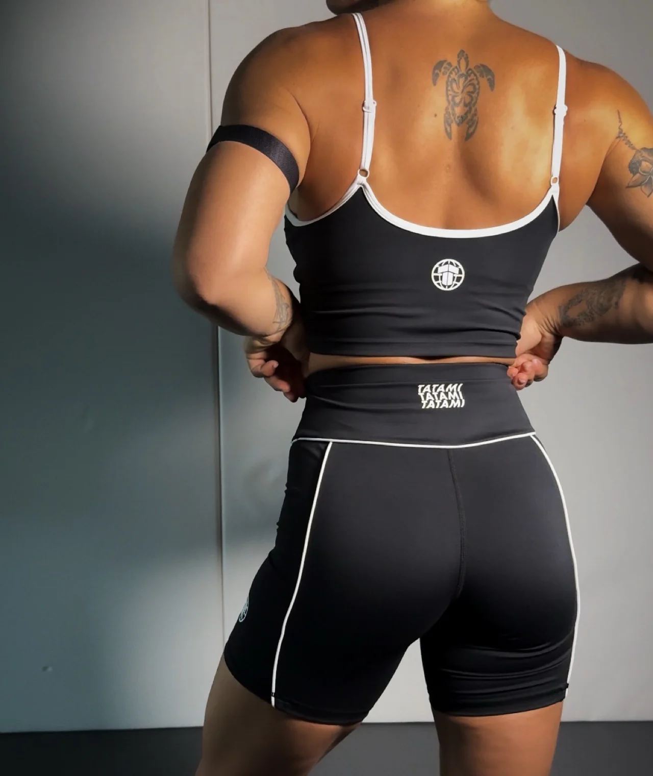 Ladies Contour Training Vest - Black - Image 7